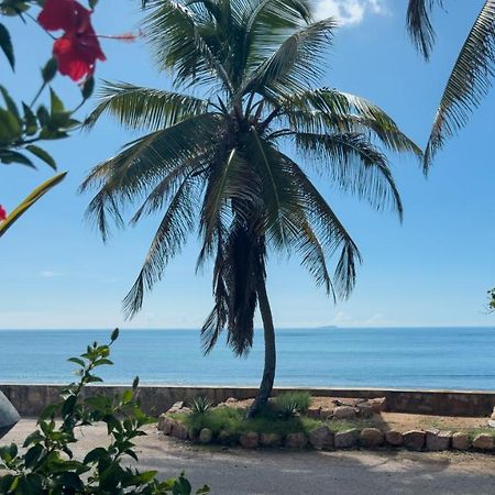 La Petite Maison And Sea Splash Baie Sainte Anne Dış mekan fotoğraf