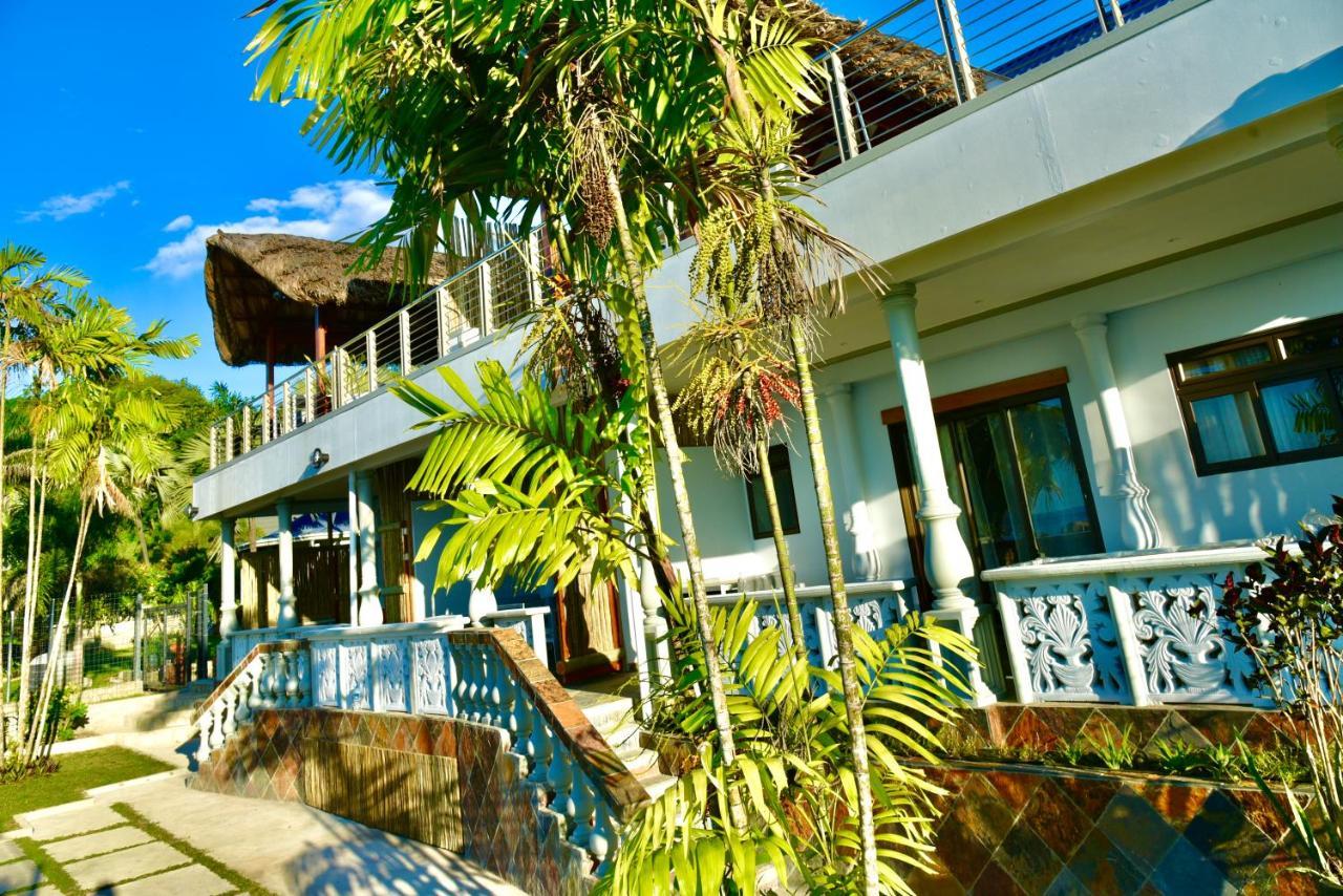 La Petite Maison And Sea Splash Otel Baie Sainte Anne Dış mekan fotoğraf